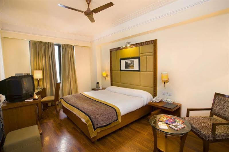 The Bmk Hotel Greater Kailash Delhi (National Capital Territory of India) Ngoại thất bức ảnh