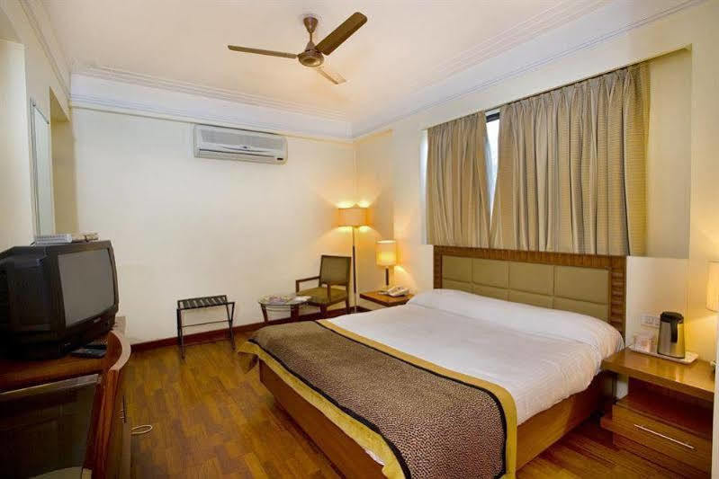 The Bmk Hotel Greater Kailash Delhi (National Capital Territory of India) Ngoại thất bức ảnh